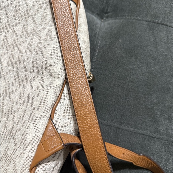 Michael Kors Abbey Medium Studded Pebbled Leather Backpack - Picture 4 of 10